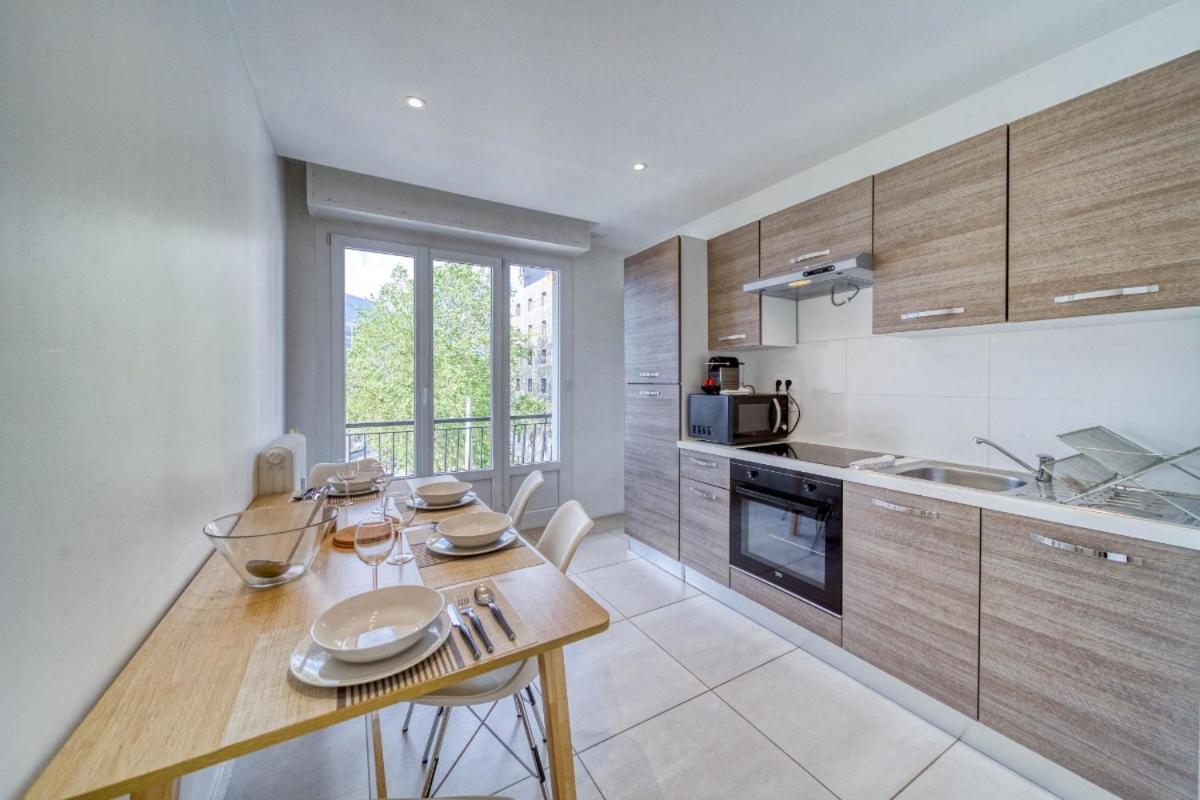 Le Joli Stade, Avec Magnifique Vue, Grenoble, Rhone Alpes Apartment *