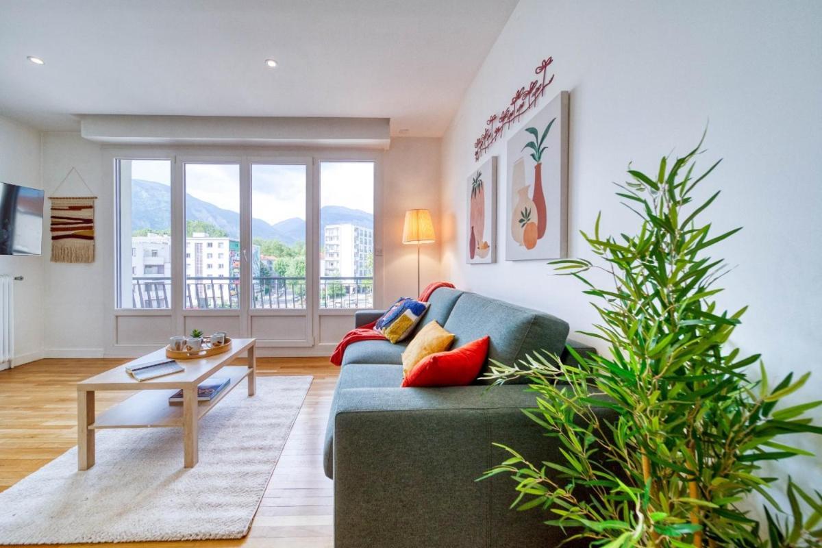 Apartment Le Joli Stade, Avec Magnifique Vue, Grenoble, Rhone Alpes Grenoble